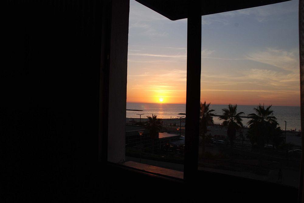 Dream Beach 98 Hotel And Spa Tel-Aviv Kültér fotó