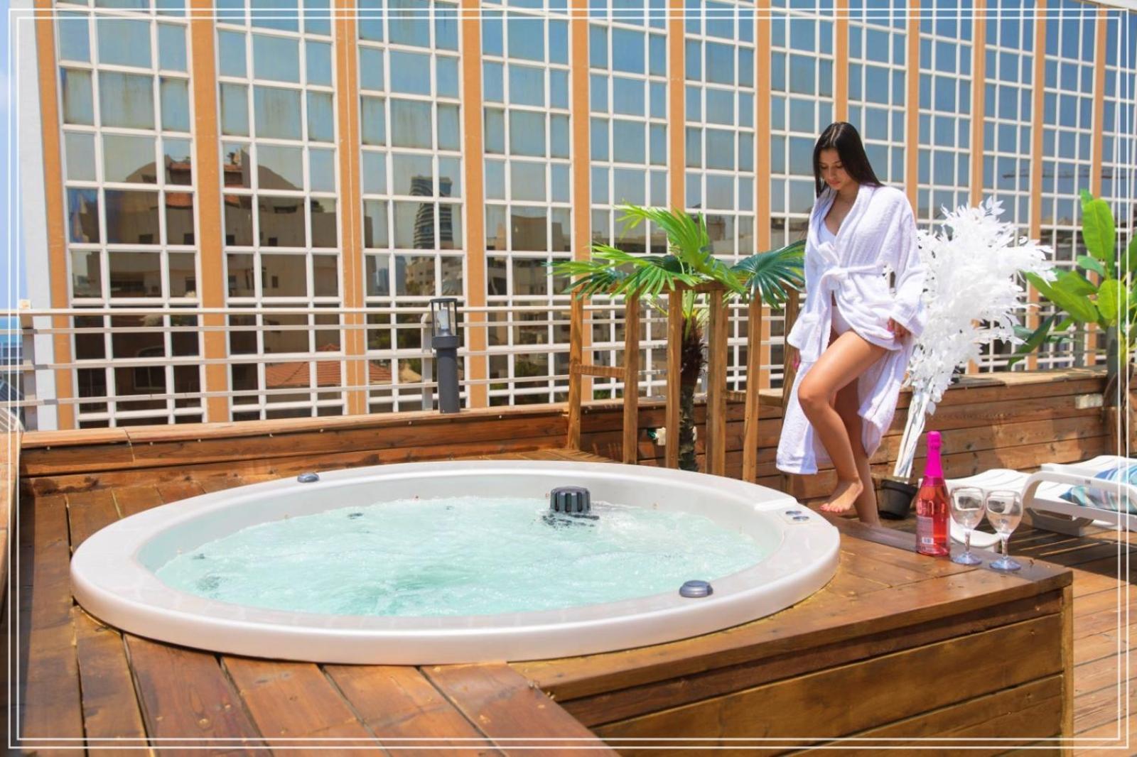 Dream Beach 98 Hotel And Spa Tel-Aviv Kültér fotó
